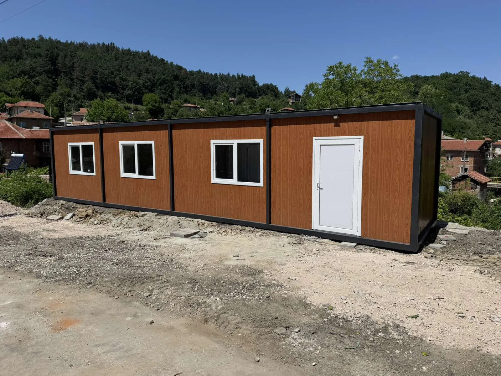 Manufacturing of a Modular Medical Clinic